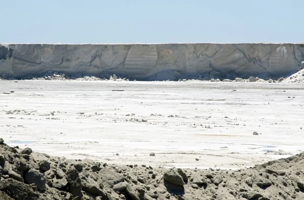 Saltworksen: saltlösning-de-giraud, camargue — Stockfoto