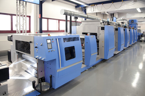 Offset press printing for labels