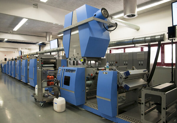 Offset press printing for labels