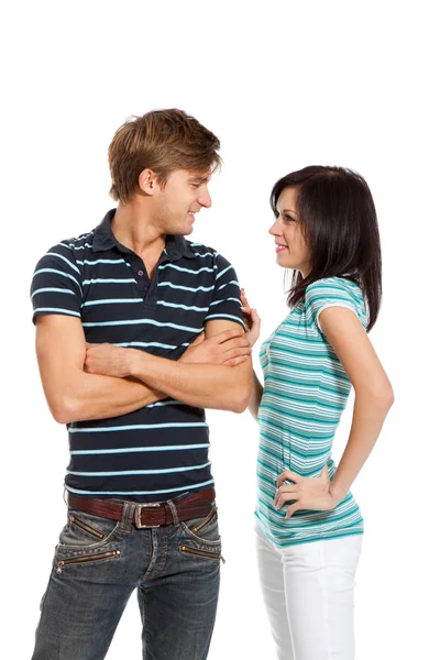 Unga lyckliga paret älskar leende — Stockfoto