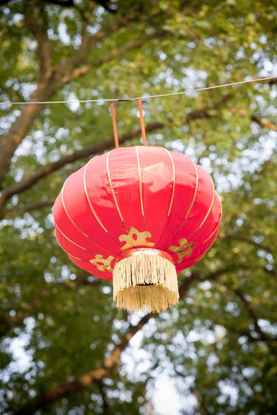Röd kinesisk lampa — Stockfoto