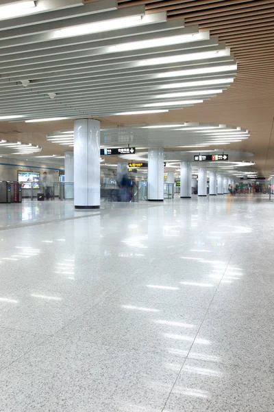 Innenraum des Flughafens — Stockfoto