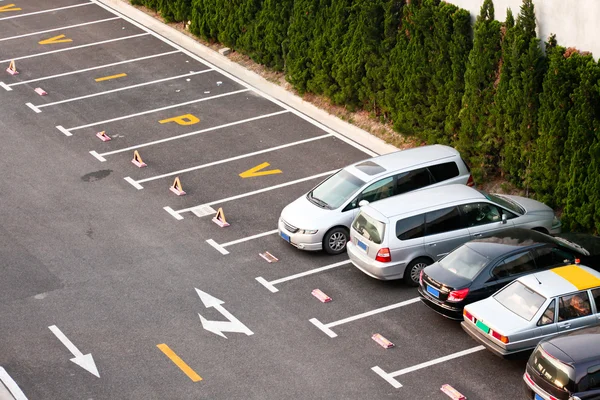 Cars parking — Stock Photo, Image