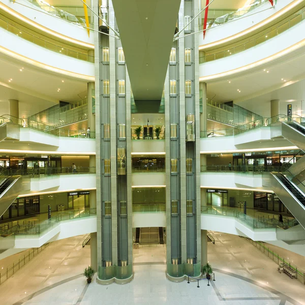 Interieur van modern gebouw — Stockfoto