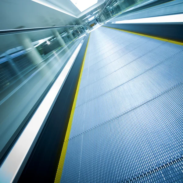 Escalera mecánica — Foto de Stock