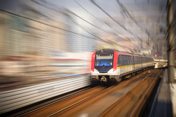 Tren hareket bulanıklığı — Stok fotoğraf