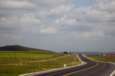 çayır yolu.