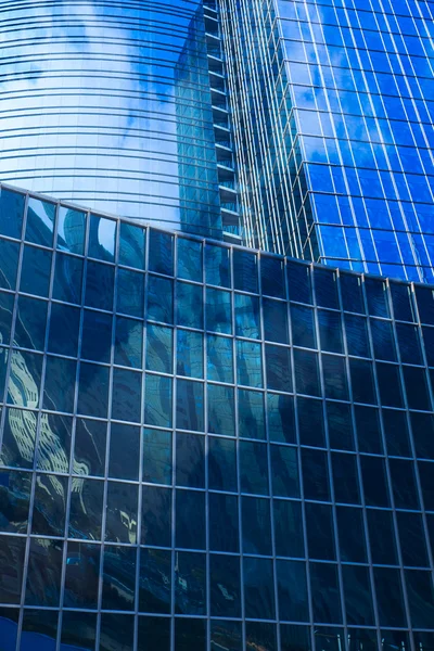 Edificio de oficina — Foto de Stock