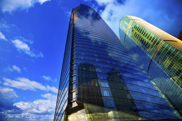 Edificio de oficina — Foto de Stock