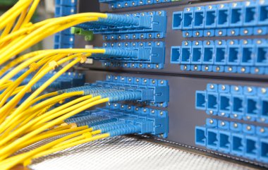 Ağ iletişimi ve Internet sunucu odası