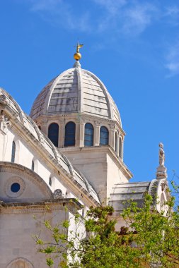 katedral kubbesi