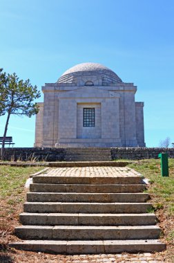 Mestrovic family mausoleum clipart