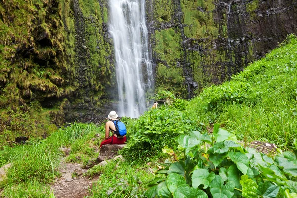 Waterfall on Hawaii — Stock Photo, Image