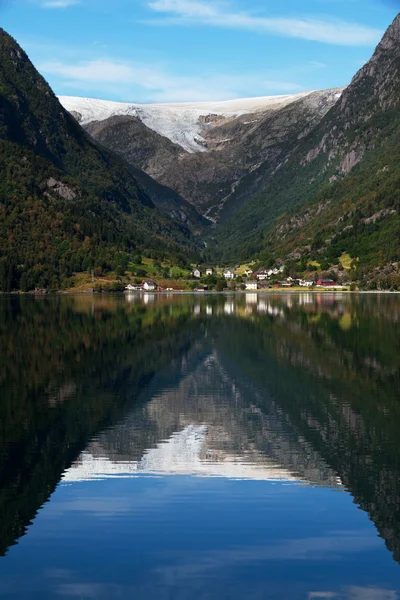 Innsjøen i Norge – stockfoto