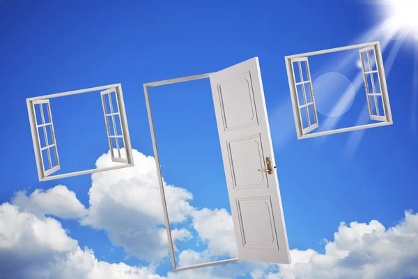 Drzwi i okna w niebo — Zdjęcie stockowe