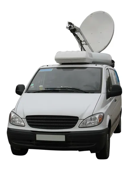 Televisie nieuws verslaggever truck met schotel-antenne — Stockfoto