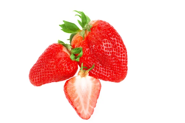 하얀 배경에 고립 된 딸기 — 스톡 사진