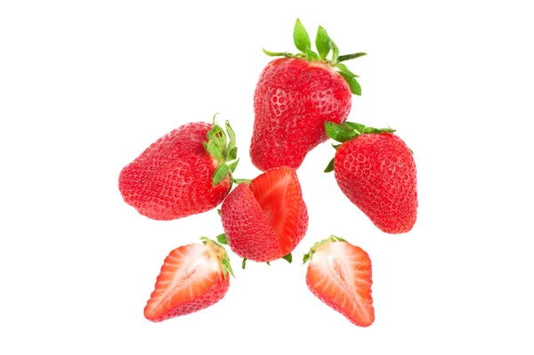 Φράουλα απομονωμένη στο λευκό φόντο — Φωτογραφία Αρχείου