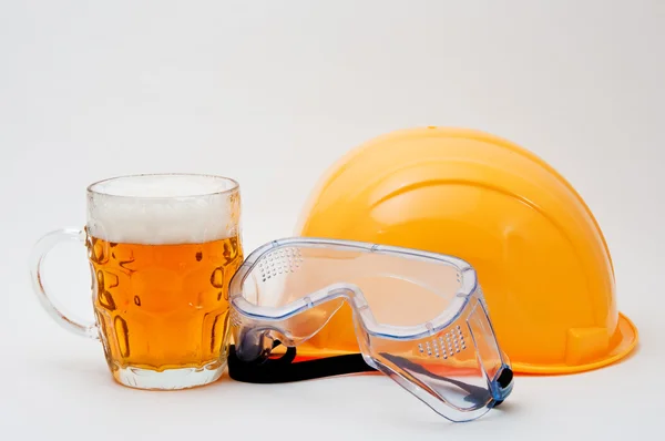 Werknemer is op een bier-rem — Stockfoto