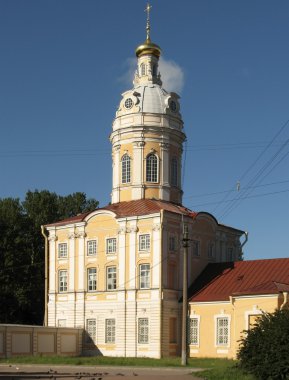 Riznichnaya (Kuzey-Batı) konut Prosfornogo kutsal Trinity Alexander Nevsky Lavra kule. St. Petersburg