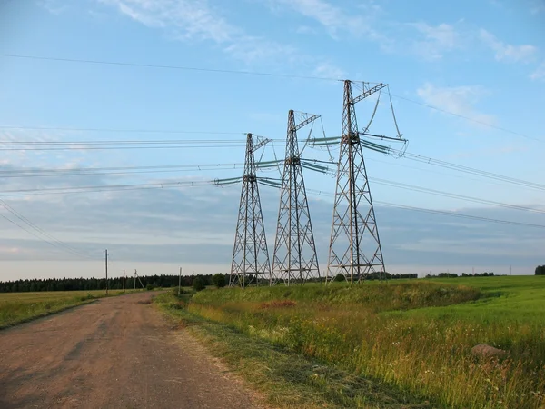 Pali elettrici al tramonto — Foto Stock