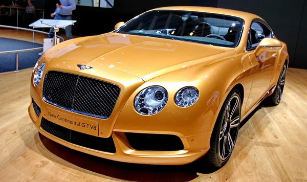 BENTLEY new continental GT v8 — Stock Photo, Image