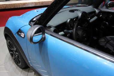 Mavi mini cooper s