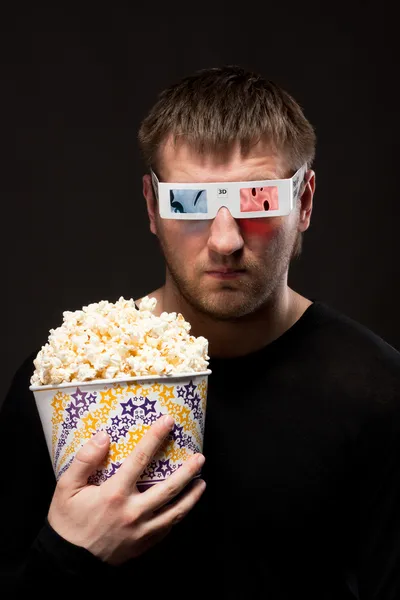 Man with popcorn — Stock Photo, Image