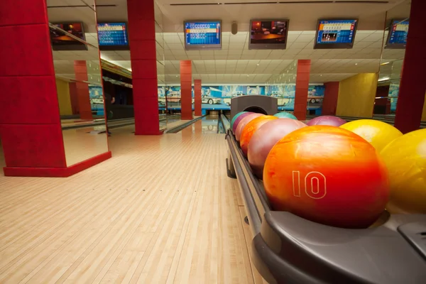 Intérieur de salle de bowling vintage — Photo