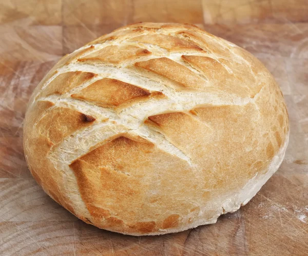 Золотая буханка хлеба — стоковое фото