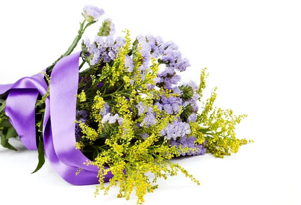 淡紫色和黄色的花朵 — 图库照片