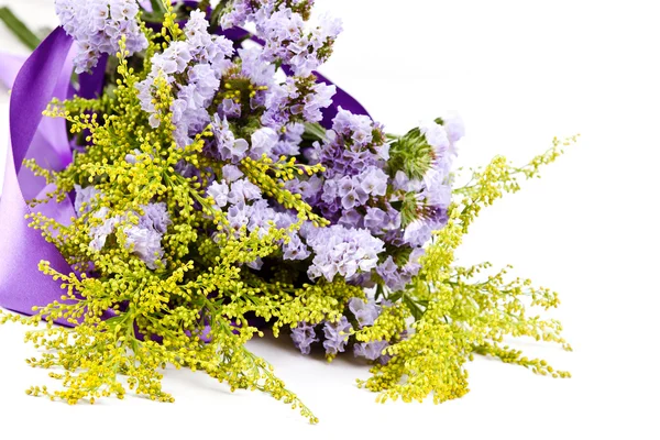 Flores lila y amarillas — Foto de Stock