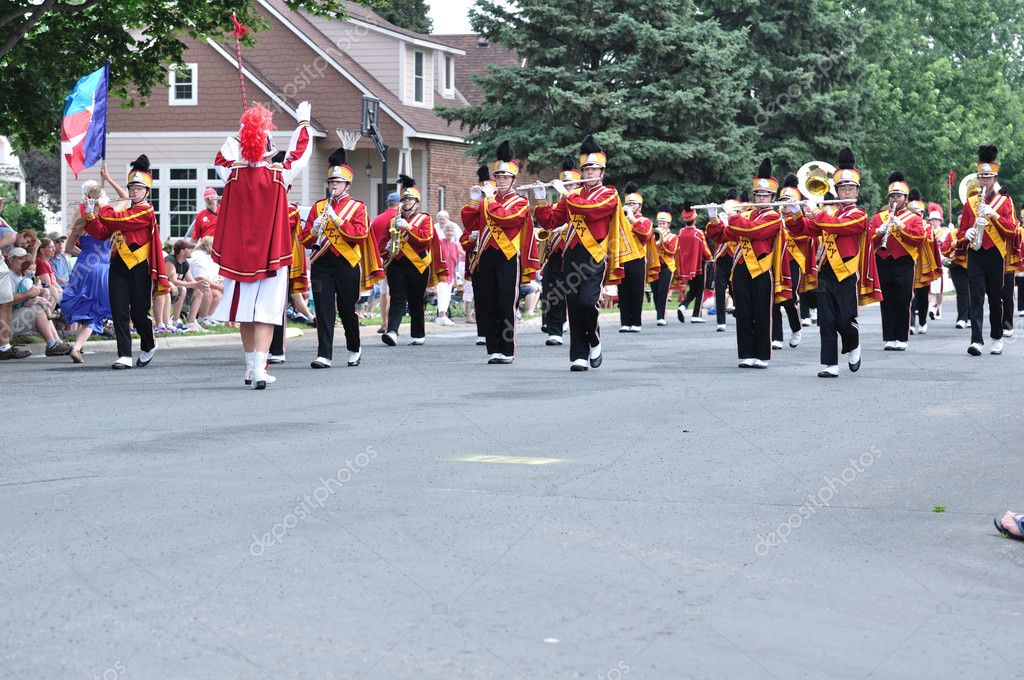 Henry Sibley High School Marching Band Performing in a Parade — Stock ...