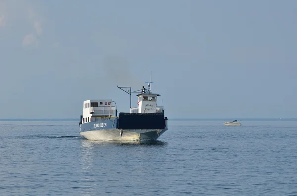 Superior Gölü üzerinde otomobil Feribot Tekne — Stok fotoğraf