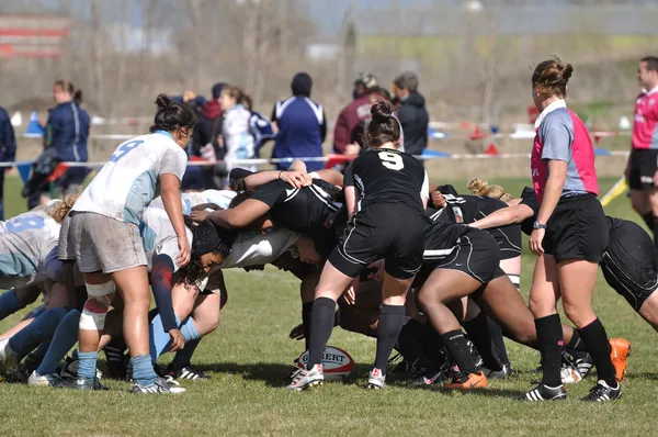 A Scrum in a Women 's College Rugby Match — Fotografia de Stock