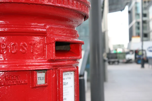 Červené poštovní schránka — Stock fotografie