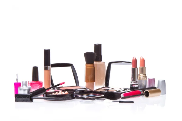 Set di prodotti cosmetici per il trucco — Foto Stock