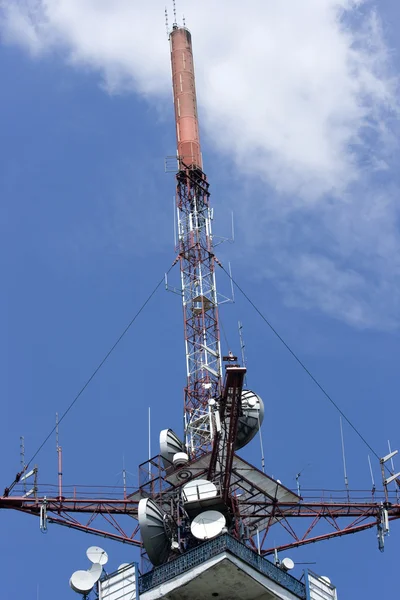 Hírközlési torony — Stock Fotó