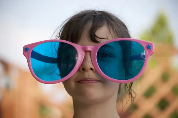 Dziewczyna z okulary — Zdjęcie stockowe