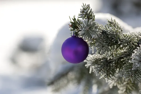 İki Noel top — Stok fotoğraf