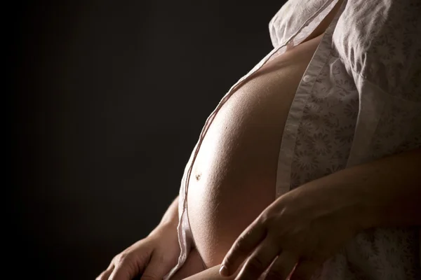 Εγκυμοσύνη - κοιλιακή χώρα — Φωτογραφία Αρχείου