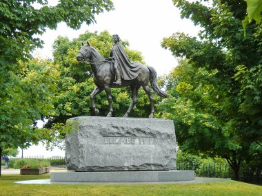 Kraliçe elizabeth II at, ottawa, Kanada at binme