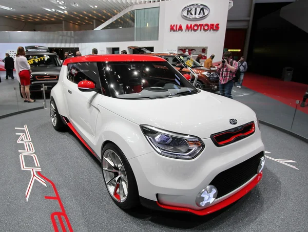 White and red Kia Track 'ster concept — стоковое фото