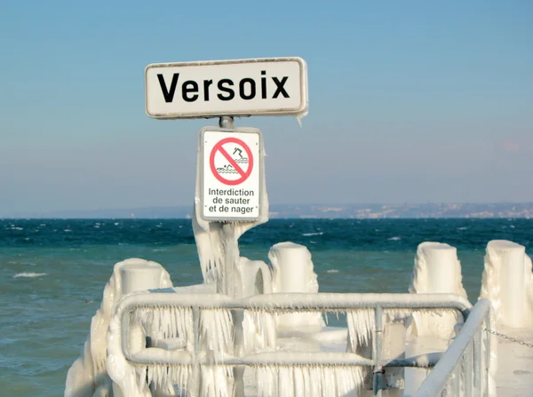 Versoix pontoon by winter, Switzerland — Stock Photo, Image