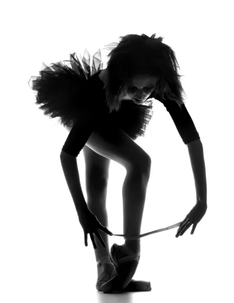 Θηλυκό μπαλαρίνα σε στούντιο — Φωτογραφία Αρχείου