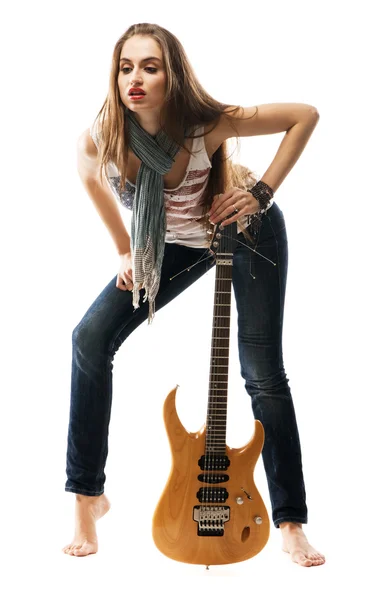 Vacker flicka med elgitarr — Stockfoto