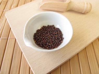 Black mustard seeds, Sinapis nigrae semen clipart