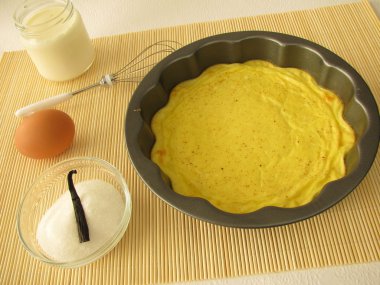 yoğurt vanilyalı tart