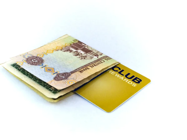 Cinco Dirham Note e Gold Membership Club Card — Fotografia de Stock