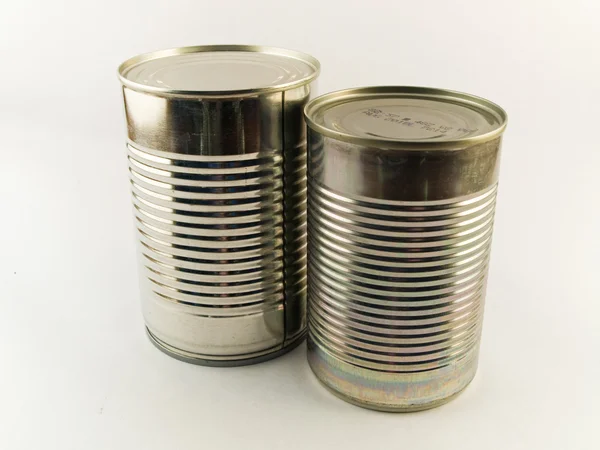 Dos latas de comida en blanco — Foto de Stock
